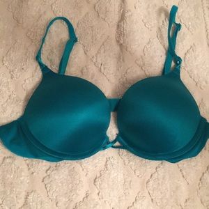 Victoria’s Secret Bombshell Push Up Bra SZ 34A